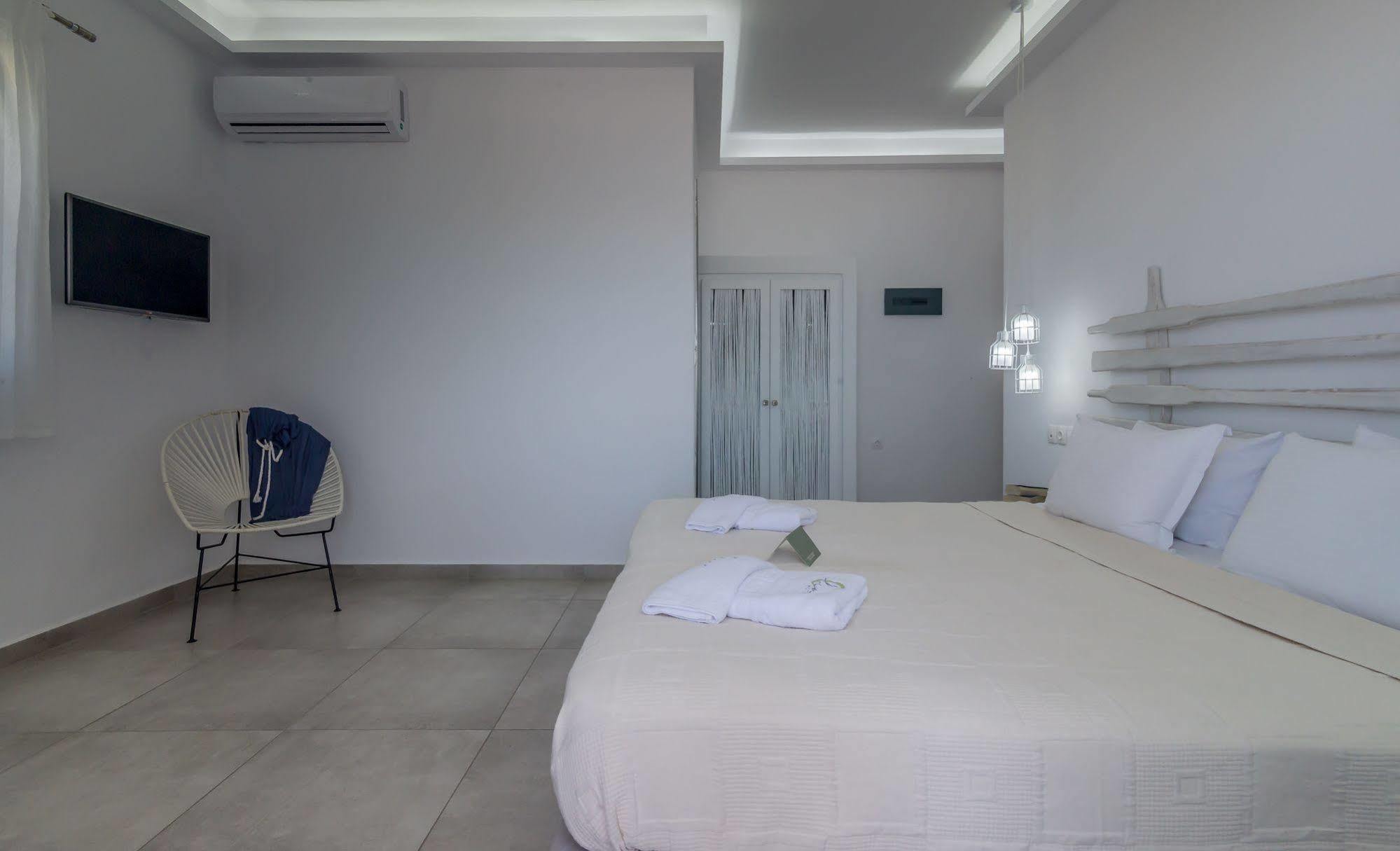 Olea Bay Hotel Adamantas  Esterno foto
